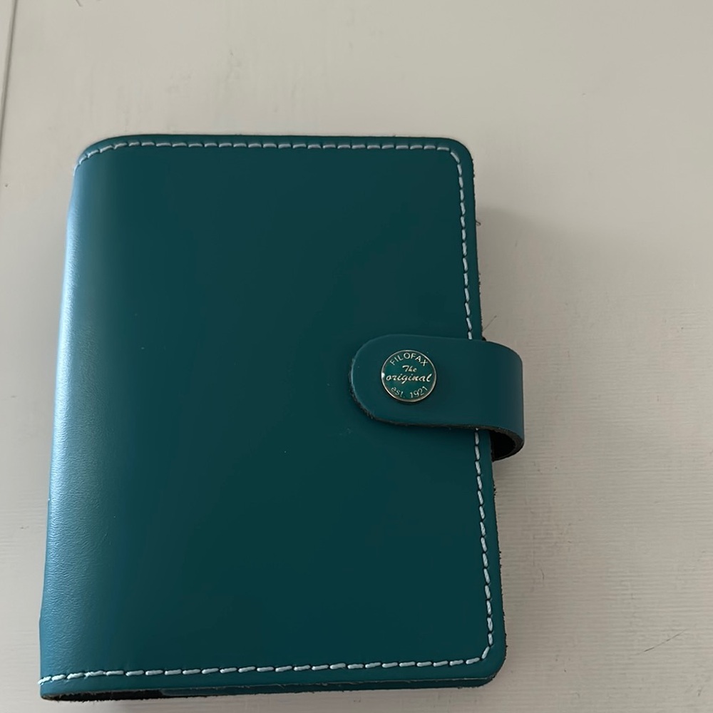 filoFAX Turquoise Leather Organizer